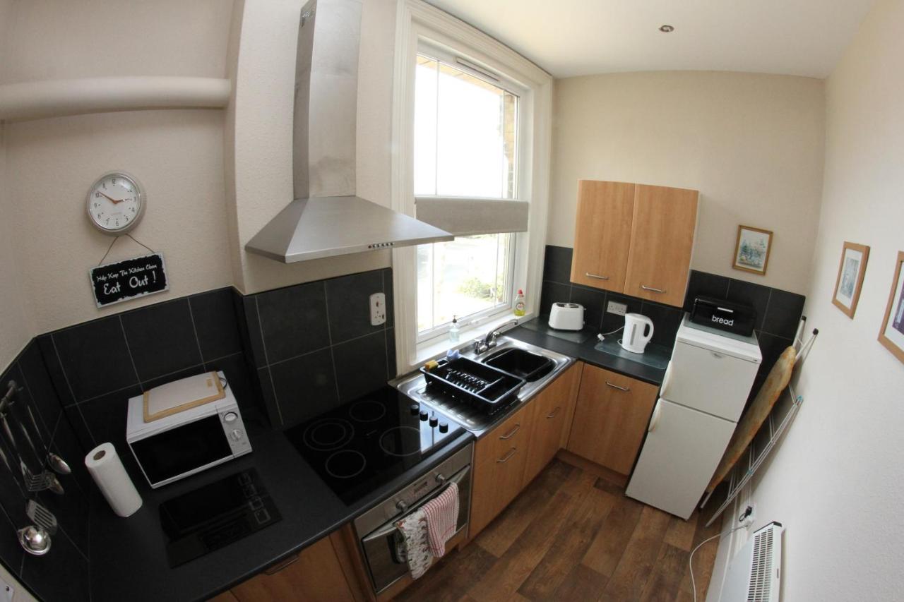 Parterre Holiday Apartments Sandown Bagian luar foto