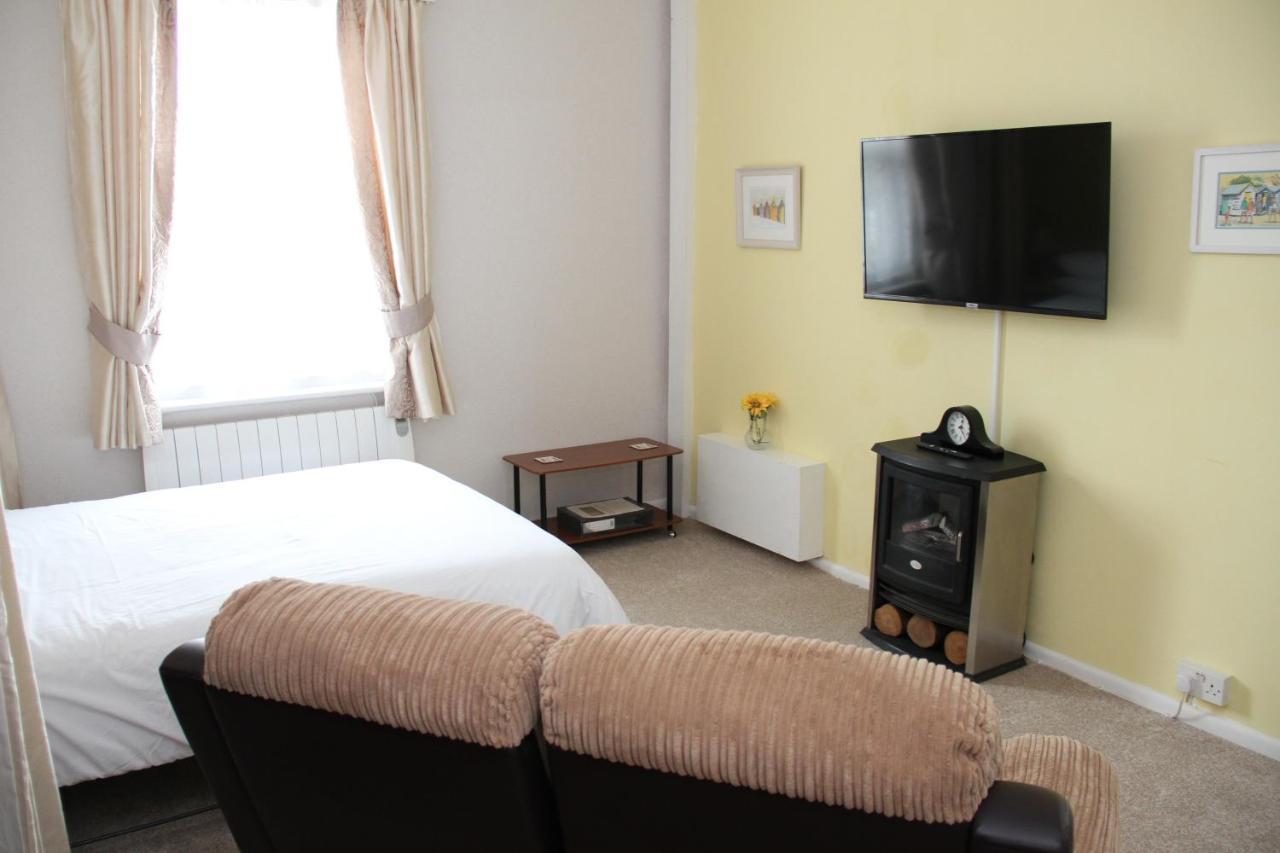 Parterre Holiday Apartments Sandown Bagian luar foto