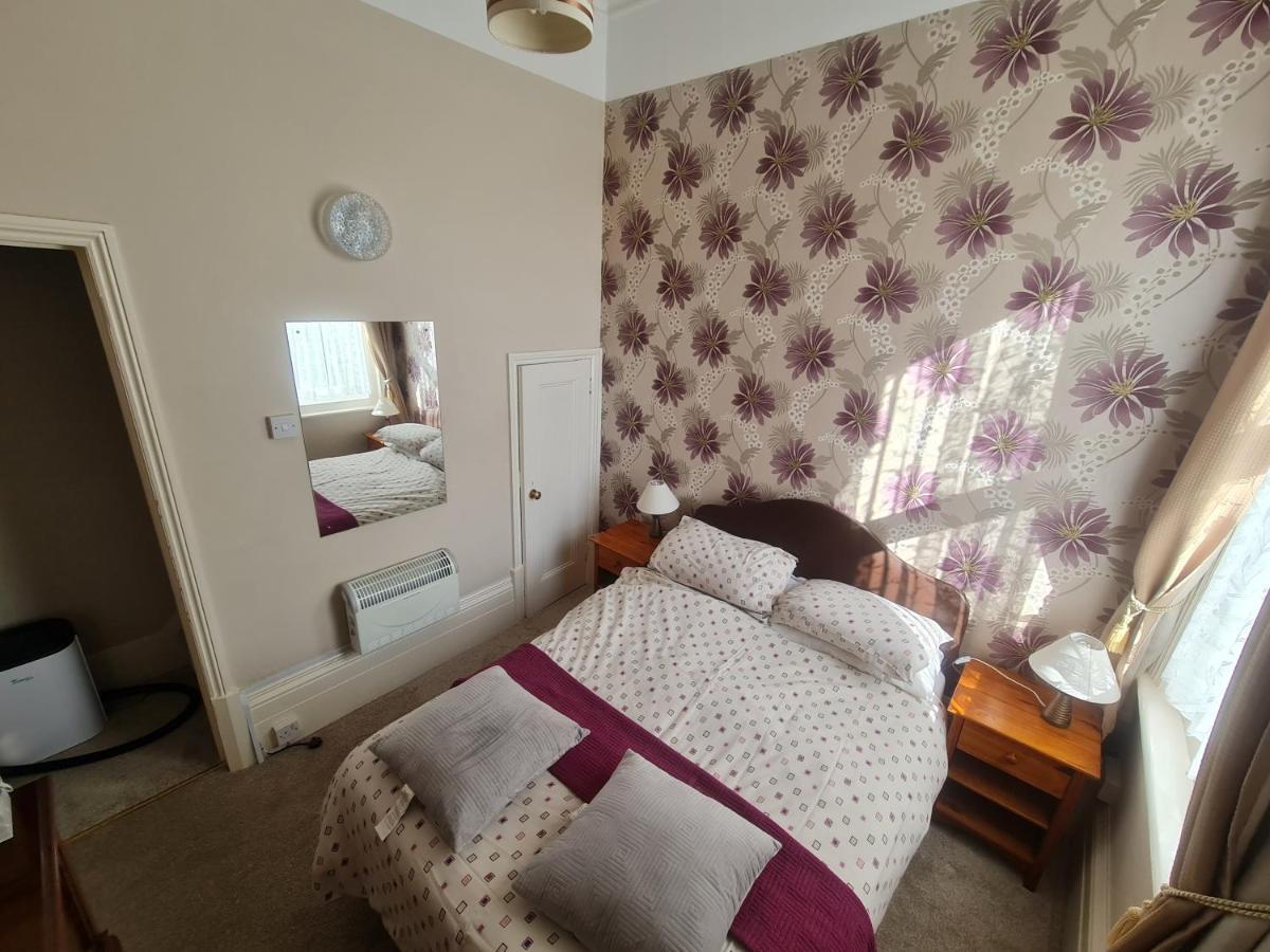 Parterre Holiday Apartments Sandown Bagian luar foto