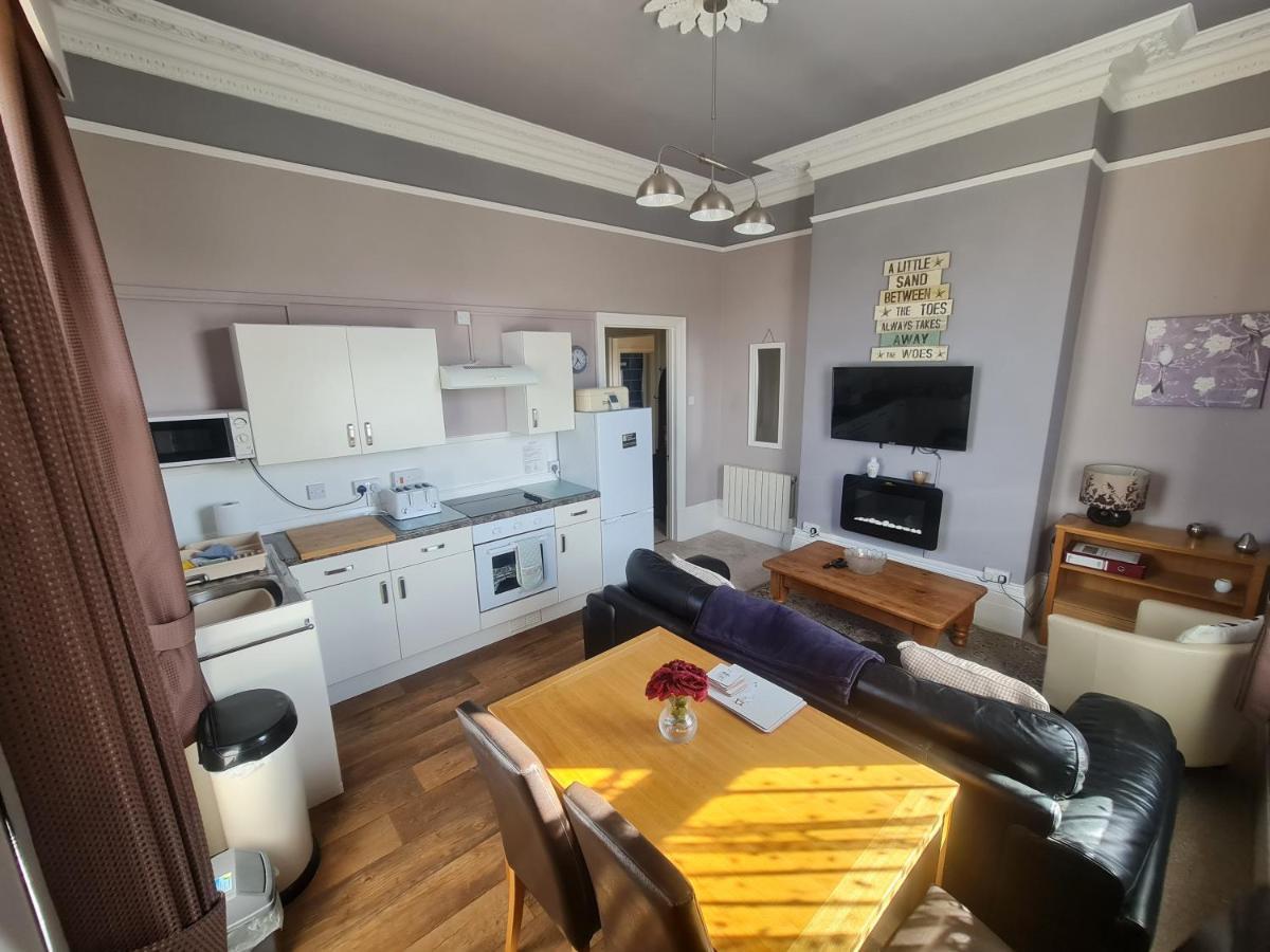 Parterre Holiday Apartments Sandown Bagian luar foto