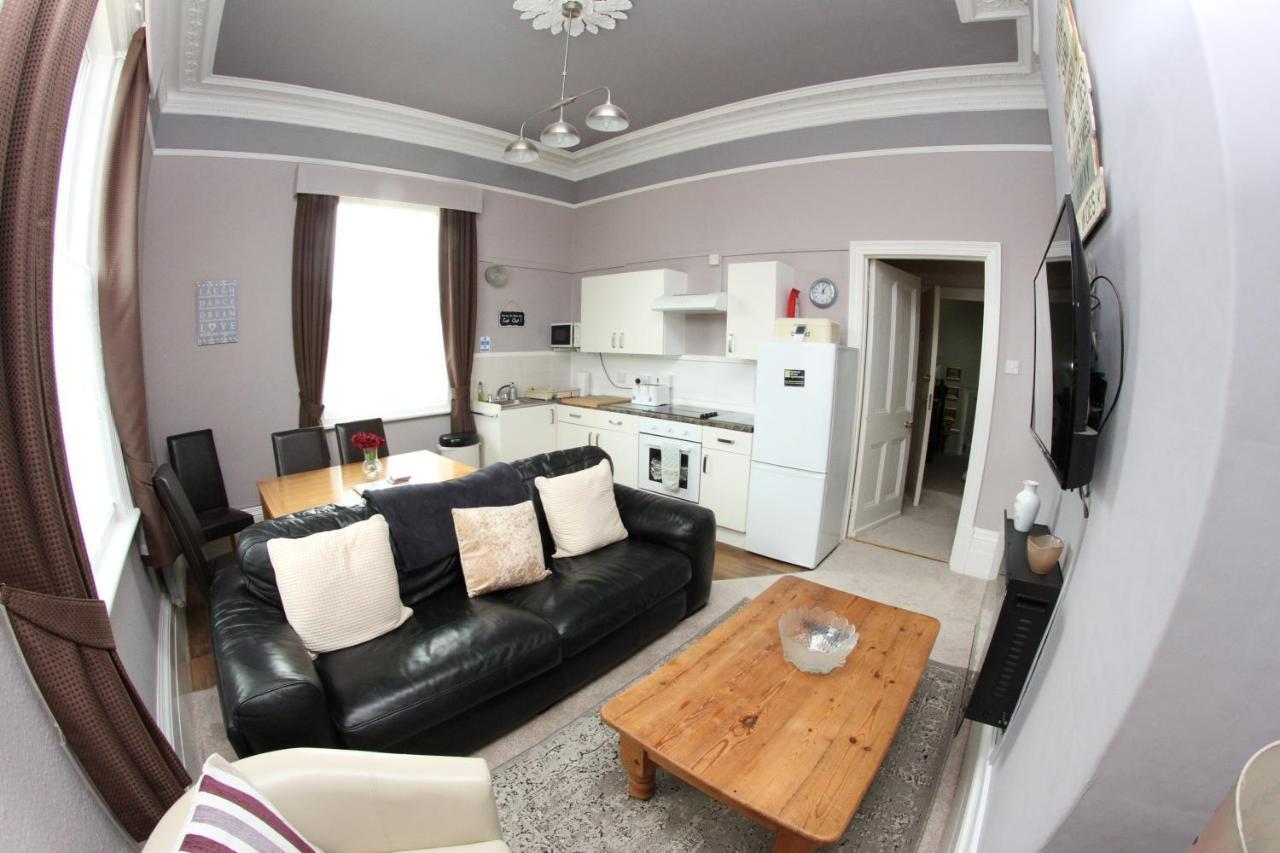 Parterre Holiday Apartments Sandown Bagian luar foto